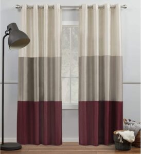 Top Curtain Panel